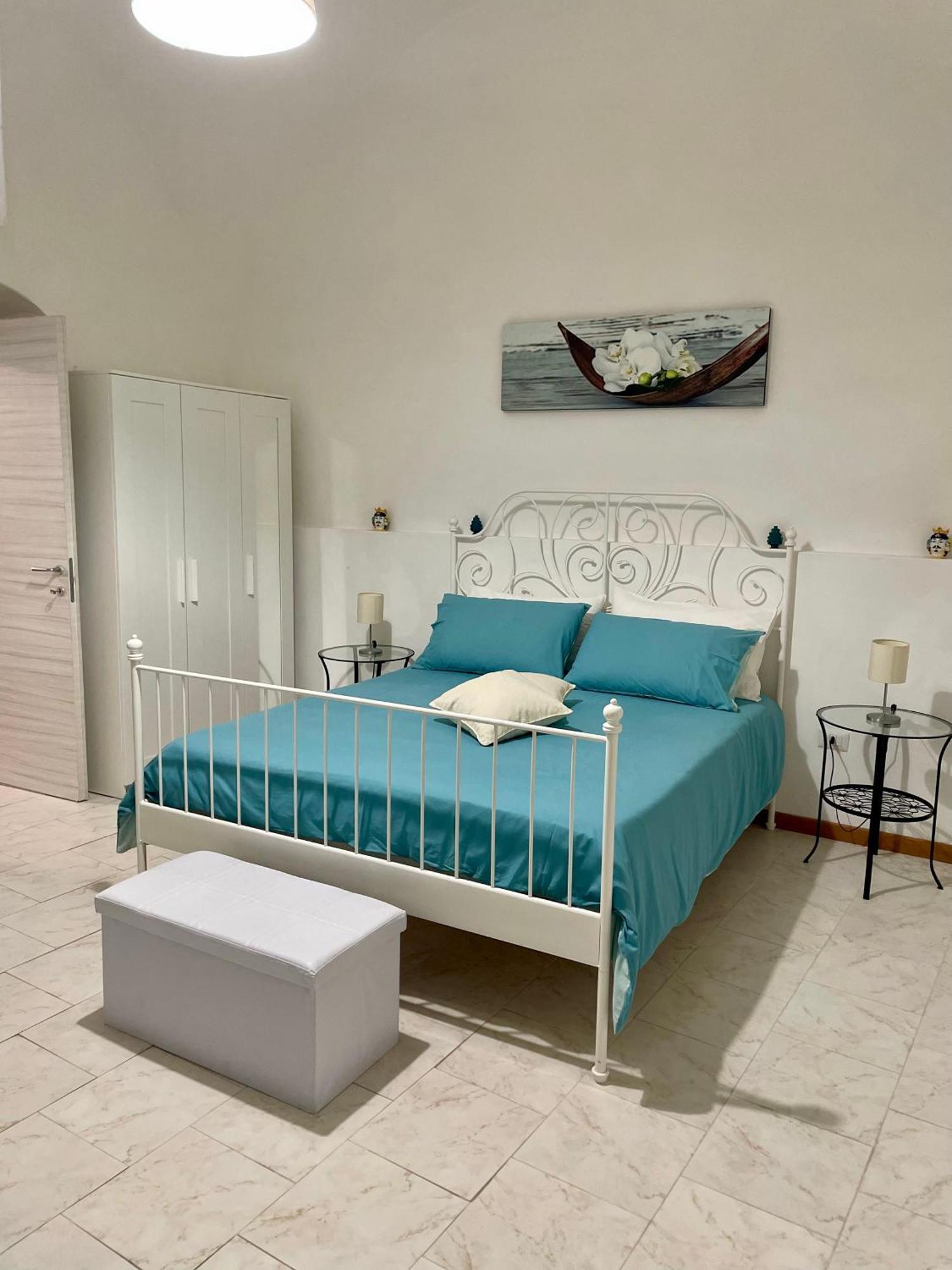 Вилла Mena Holiday House Сант'Анджелло Экстерьер фото