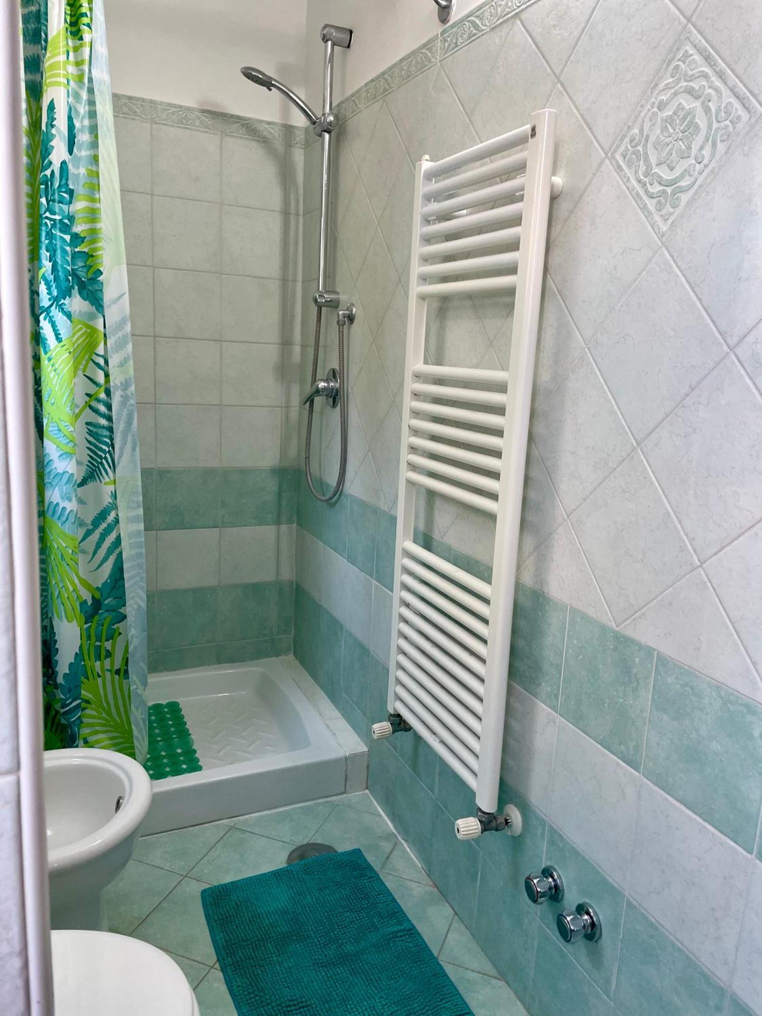 Вилла Mena Holiday House Сант'Анджелло Экстерьер фото