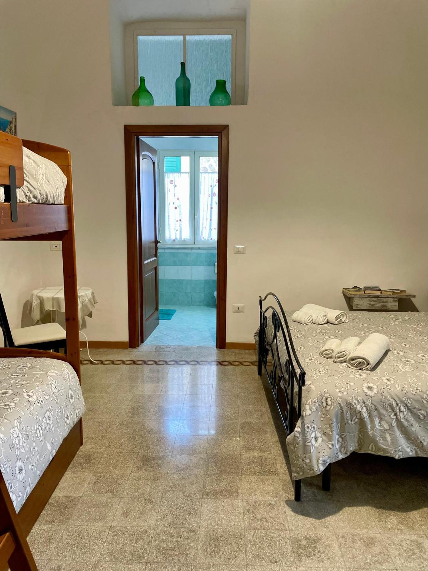 Вилла Mena Holiday House Сант'Анджелло Экстерьер фото