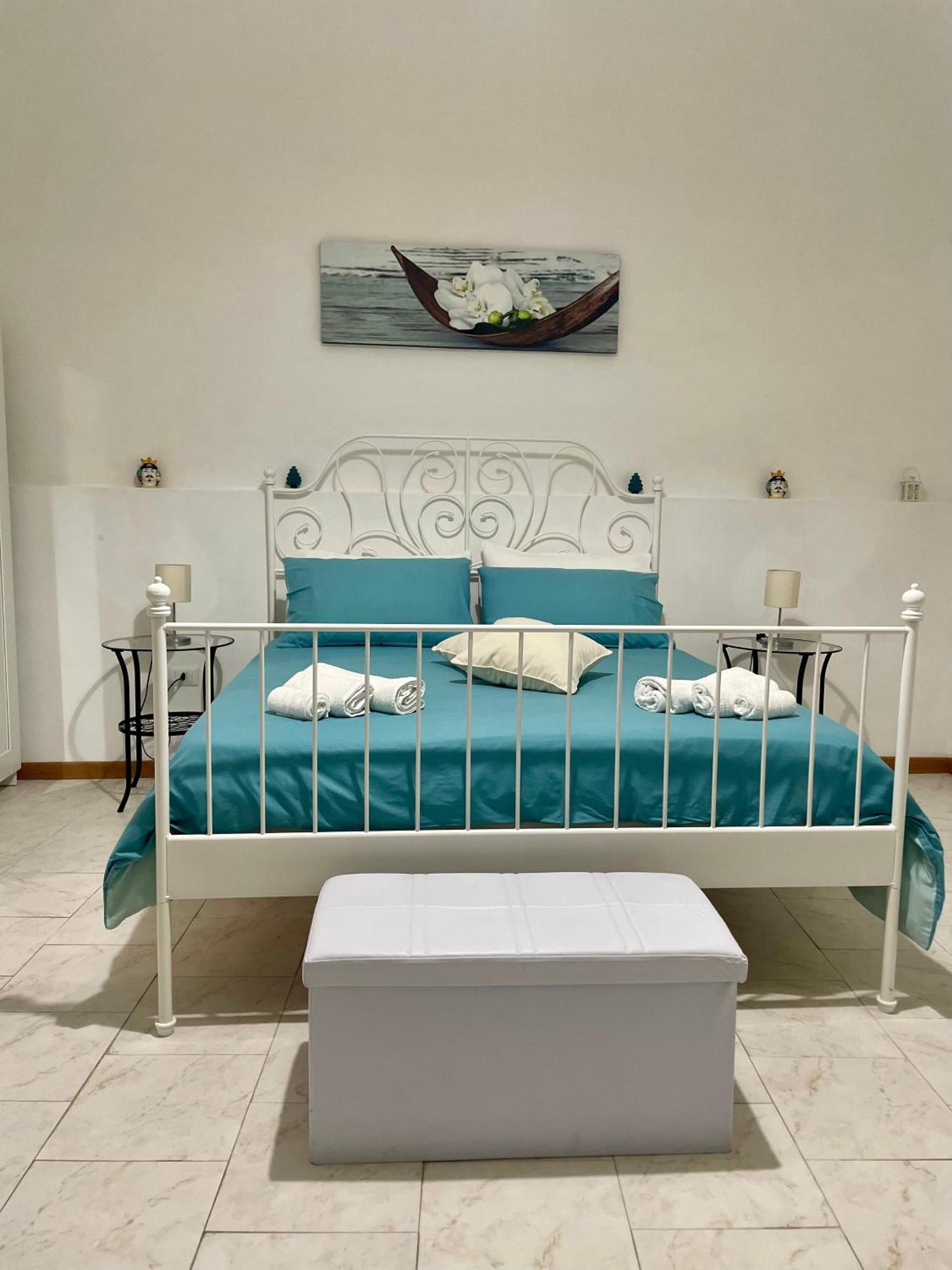 Вилла Mena Holiday House Сант'Анджелло Экстерьер фото